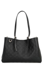 Carica l'immagine nel visualizzatore di Gallery, Borsa shopping GG Emblem Media in pelle