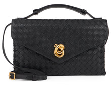 Carica l'immagine nel visualizzatore di Gallery, Knot Lock in pelle