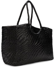 Carica l'immagine nel visualizzatore di Gallery, Borsa shopper in pelle intrecciata