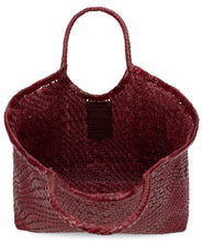 Carica l'immagine nel visualizzatore di Gallery, Borsa shopper in pelle intrecciata
