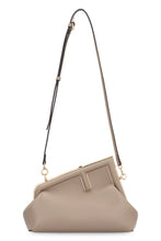 Carica l'immagine nel visualizzatore di Gallery, Clutch Fendi First in pelle
