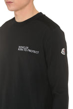 Carica l'immagine nel visualizzatore di Gallery, Moncler Born to Protect - T-shirt a maniche lunghe
