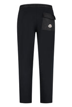 Carica l'immagine nel visualizzatore di Gallery, Moncler Born to Protect - Track-pants in cotone