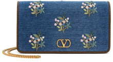 Carica l'immagine nel visualizzatore di Gallery, Borsa VLogo Signature
