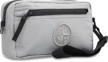 Carica l'immagine nel visualizzatore di Gallery, Pouch in nylon con logo
