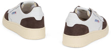 Carica l'immagine nel visualizzatore di Gallery, Sneakers con dettagli in suede