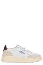 Carica l'immagine nel visualizzatore di Gallery, Sneakers con dettagli in suede