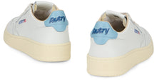 Load image into Gallery viewer, Low-top Medalist sneakers in leather