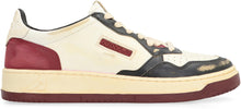 Load image into Gallery viewer, Medalist Leather low-top sneakers