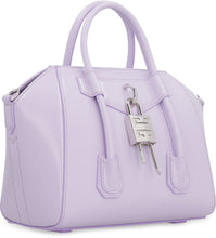 Carica l'immagine nel visualizzatore di Gallery, Borsa a mano Antigona Lock in pelle