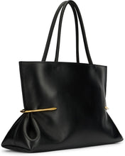 Load image into Gallery viewer, Pinch Bag In Leather
