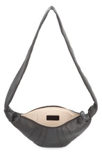 Carica l'immagine nel visualizzatore di Gallery, Borsa Croissant Small in pelle