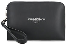 Carica l'immagine nel visualizzatore di Gallery, Clutch in pelle con logo