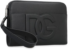 Carica l'immagine nel visualizzatore di Gallery, Pouch in pelle