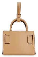 Carica l'immagine nel visualizzatore di Gallery, Mini borsa Bobby Charm in pelle