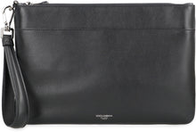Carica l'immagine nel visualizzatore di Gallery, Clutch in pelle