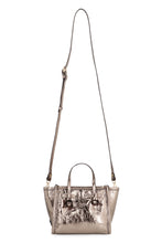 Carica l'immagine nel visualizzatore di Gallery, Shopping bag Marcella in pelle