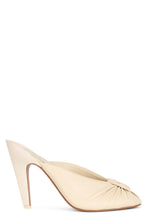 Load image into Gallery viewer, Suzie sandals with bow