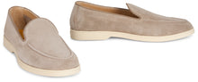 Carica l'immagine nel visualizzatore di Gallery, Mocassino slip-on in pelle scamosciata