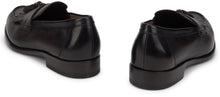 Load image into Gallery viewer, Leather moccasin