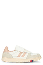 Load image into Gallery viewer, Women's leather sneakers