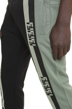 Carica l'immagine nel visualizzatore di Gallery, Track-pants in cotone stretch