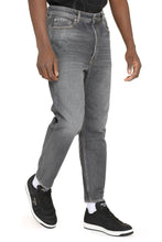 Carica l'immagine nel visualizzatore di Gallery, Jeans straight leg a 5 tasche