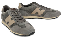 Load image into Gallery viewer, Sports shoe with details