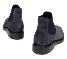 Load image into Gallery viewer, Ankle boot in leather