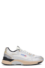 Carica l'immagine nel visualizzatore di Gallery, Sneakers con dettagli colorati