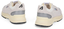 Carica l'immagine nel visualizzatore di Gallery, Sneakers con suola resistente