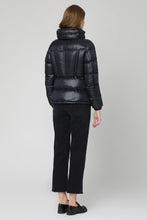 Load image into Gallery viewer, Douro short down jacket