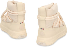 Carica l'immagine nel visualizzatore di Gallery, Stivali da Neve Moncler Altive Mid