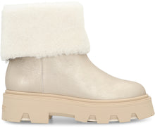 Carica l'immagine nel visualizzatore di Gallery, Stivaletti in Shearling Aurea