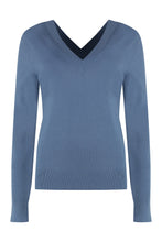 Carica l'immagine nel visualizzatore di Gallery, Maglione in lana con scollo a V