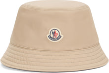 Carica l'immagine nel visualizzatore di Gallery, Cappello Bucket Reversibile in Gabardina
