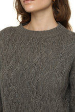 Carica l'immagine nel visualizzatore di Gallery, Pullover in maglia a trecce