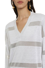 Carica l'immagine nel visualizzatore di Gallery, Pullover in maglia con scollo a V