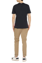 Carica l'immagine nel visualizzatore di Gallery, T-shirt in cotone con taschino