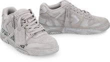 Carica l'immagine nel visualizzatore di Gallery, Sneakers low-top Out of Office in suede
