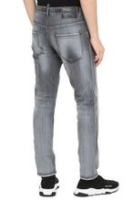 Carica l'immagine nel visualizzatore di Gallery, Jeans Skater