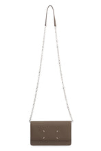 Carica l'immagine nel visualizzatore di Gallery, Wallet on chain Four Stitches in pelle