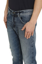 Carica l'immagine nel visualizzatore di Gallery, Jeans Icon