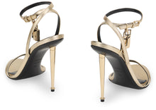 Carica l'immagine nel visualizzatore di Gallery, Sandalo Padlock 105 in pelle metallizzata