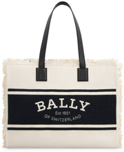 Carica l'immagine nel visualizzatore di Gallery, Shopping bag Crystaliaew in canvas e pelle