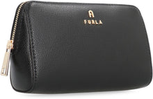 Carica l'immagine nel visualizzatore di Gallery, Beauty case Furla Camelia in pelle
