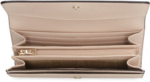 Load image into Gallery viewer, Furla Camelia leather continental wallet