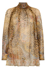 Carica l'immagine nel visualizzatore di Gallery, Blusa in seta animalier