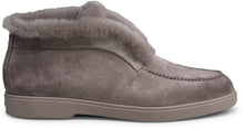 Load image into Gallery viewer, Fortune loafers in suede