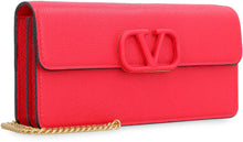 Carica l'immagine nel visualizzatore di Gallery, Valentino Garavani - Wallet on chain in pelle